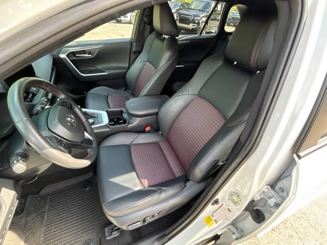 Used 2024 Toyota RAV4 XSE w/ Weather Package AWD/4WD image 15