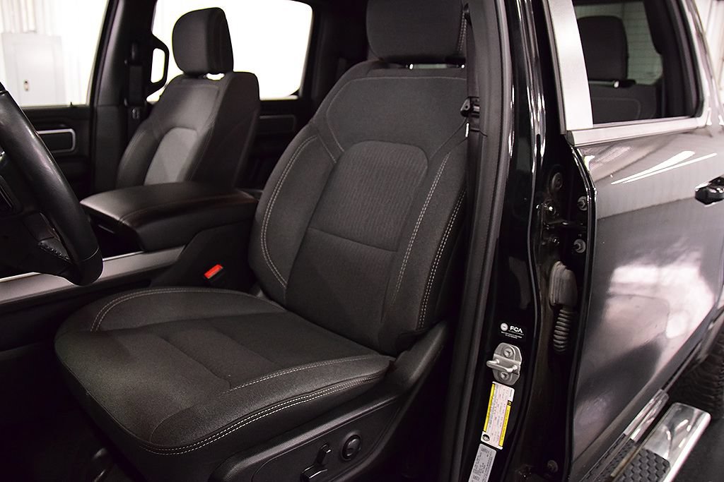 Used 2022 RAM 1500 Big Horn AWD/4WD image 29