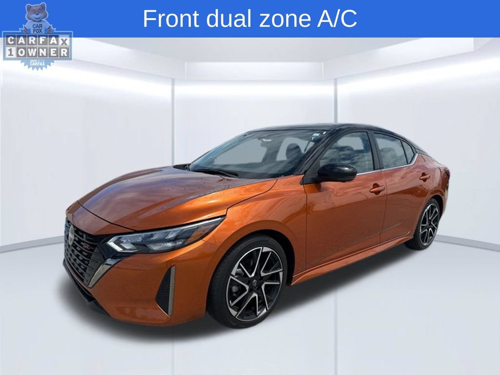 Used 2025 Nissan Sentra SR w/ SR Premium Package FWD image 7