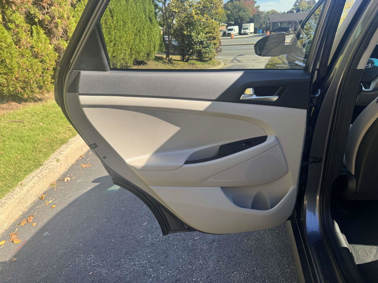 Used 2019 Hyundai Tucson Value AWD/4WD image 11