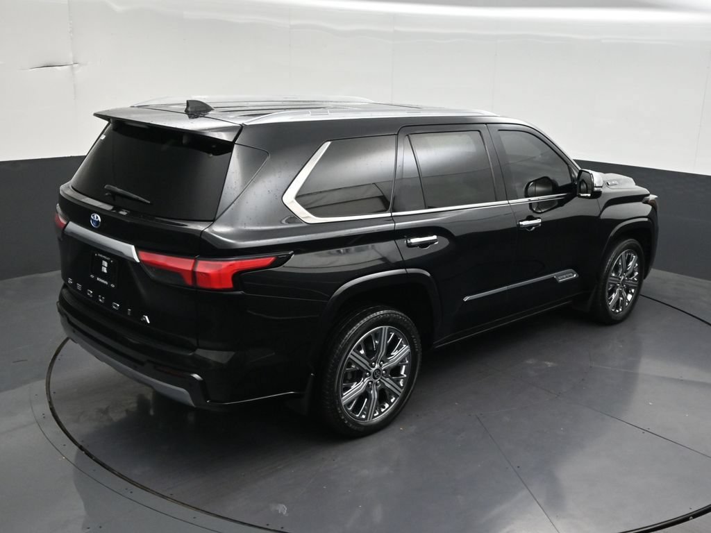 Used 2024 Toyota Sequoia Capstone AWD/4WD image 25