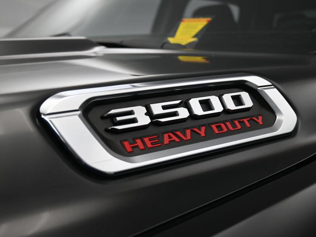 Used 2019 RAM 3500 Tradesman RWD image 29