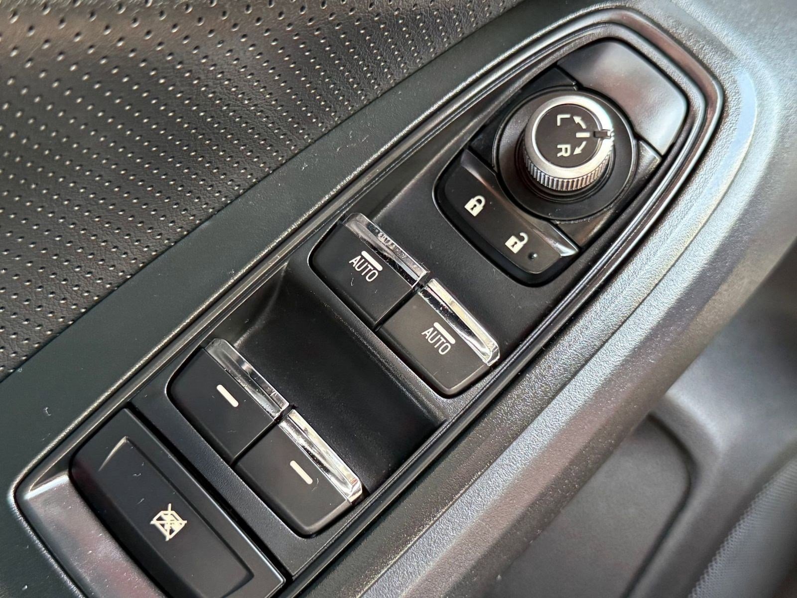 Used 2020 Subaru Crosstrek 2.0i Limited w/ Popular Package #2 image 26