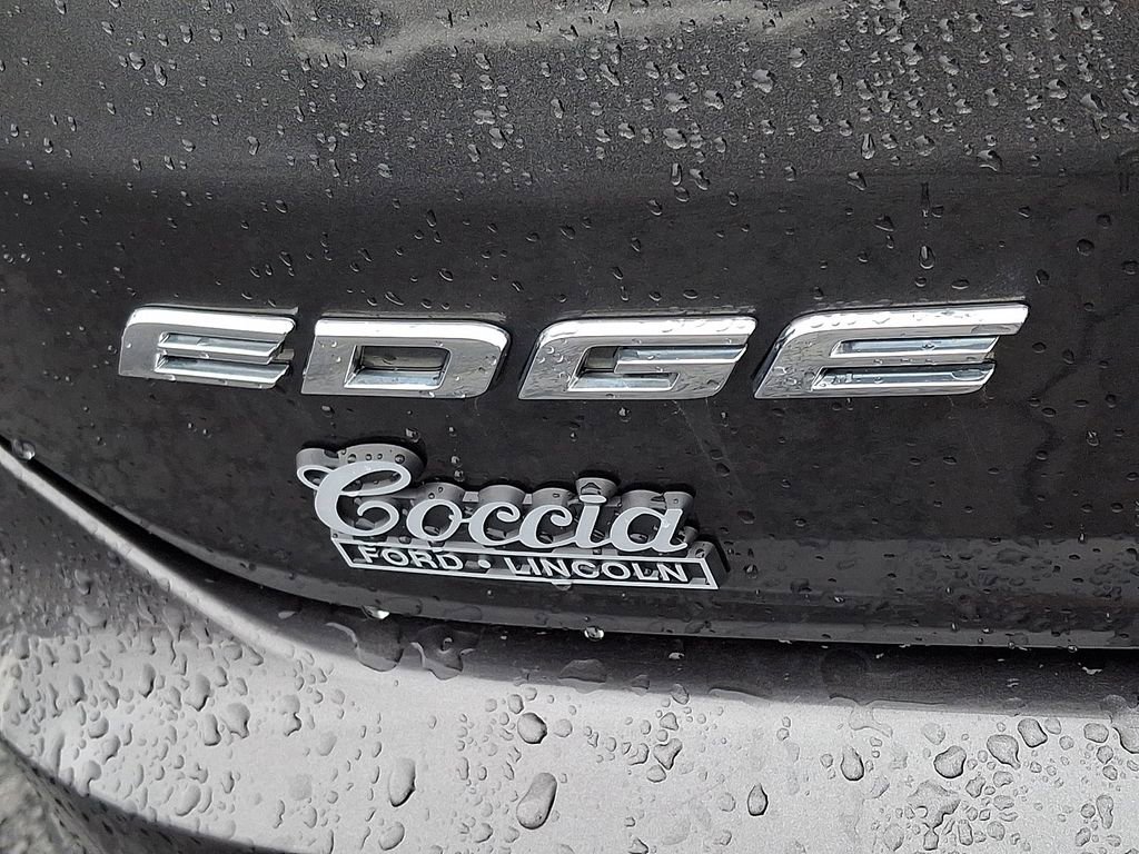 Certified 2020 Ford Edge SE image 28