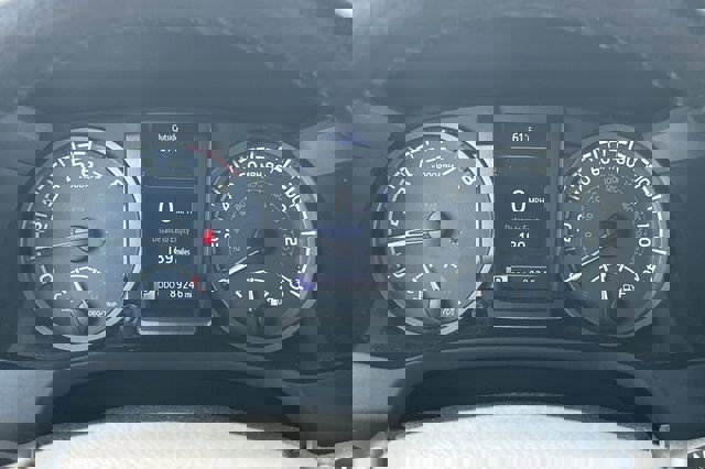 Used 2017 Toyota Tacoma TRD Sport w/ Tow Package image 28