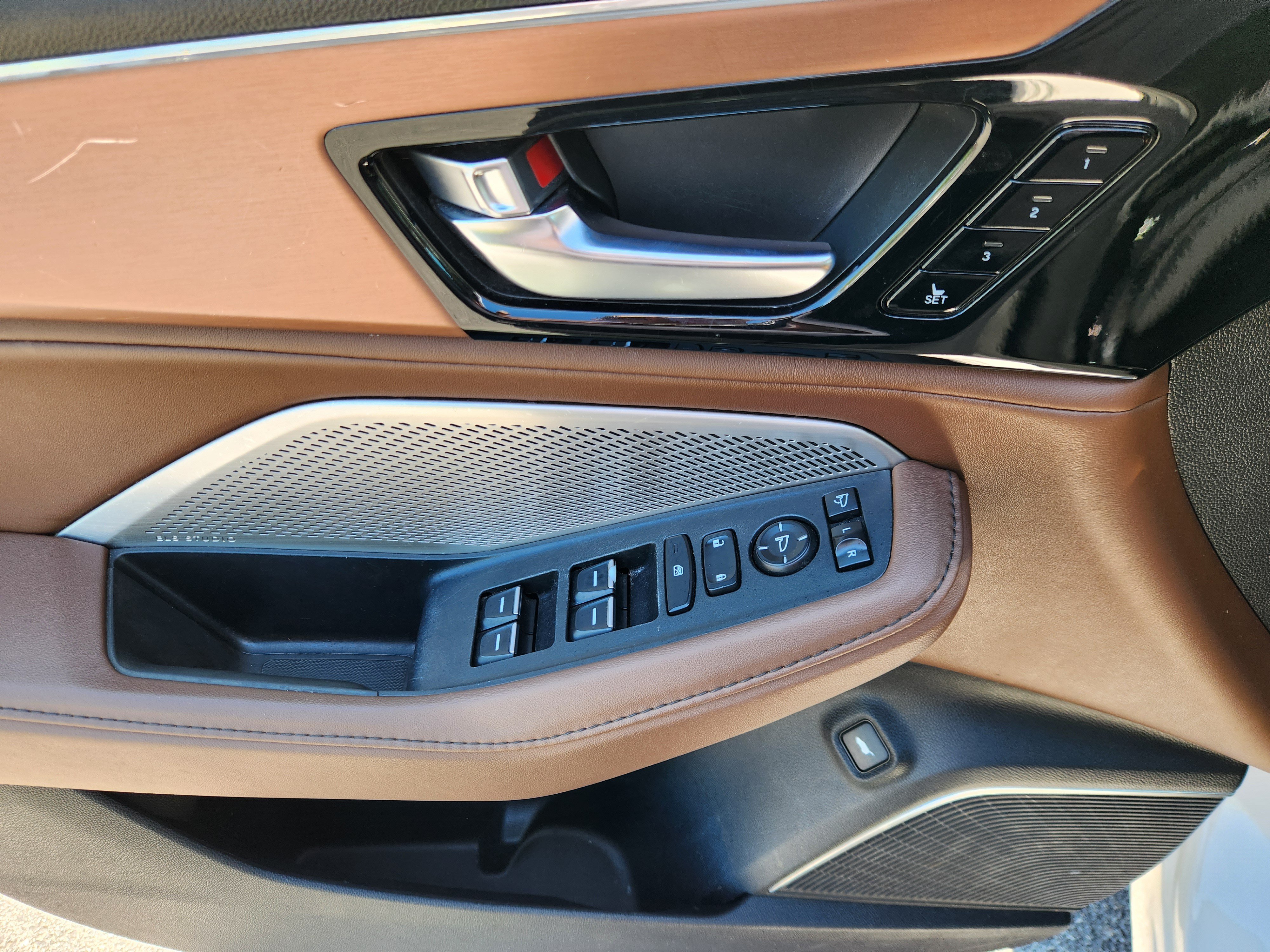 Certified 2023 Acura MDX SH-AWD w/ Technology Package image 19