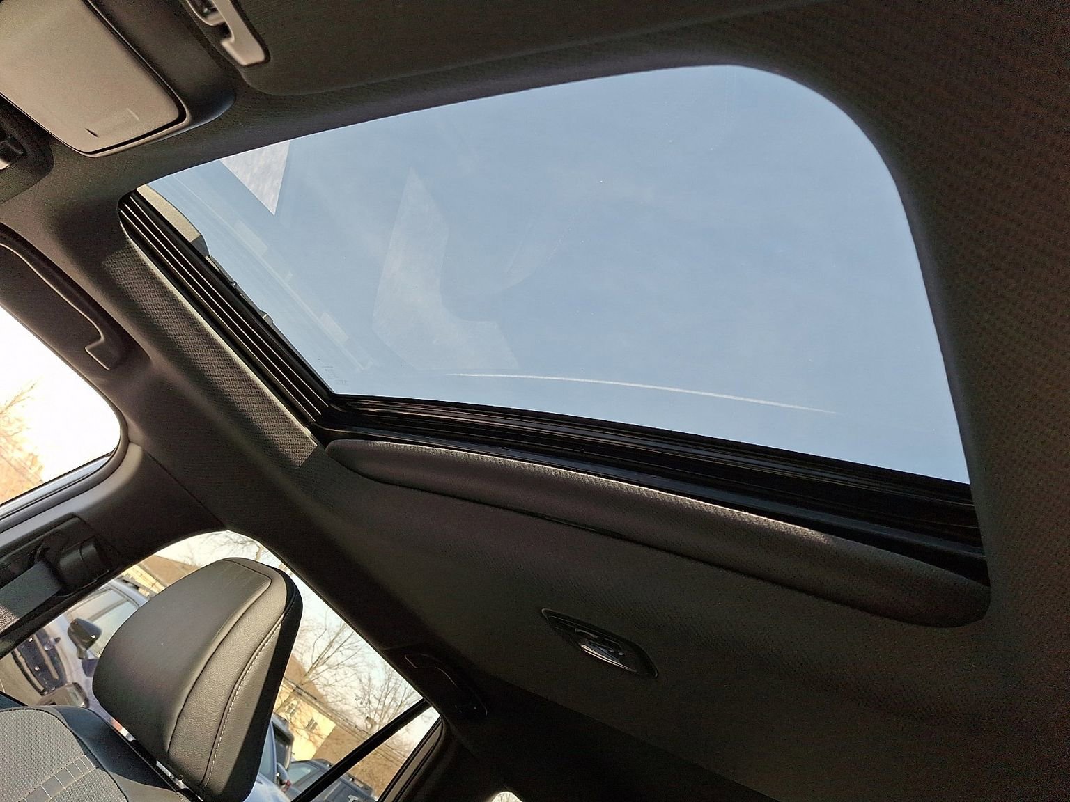 New 2026 Subaru Outback Touring image 7