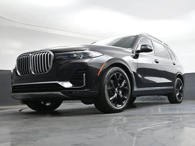 Used 2020 BMW X7 xDrive40i w/ Executive Package image 36