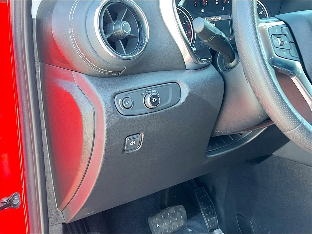 Used 2024 Chevrolet Blazer LT w/ Convenience Package image 10