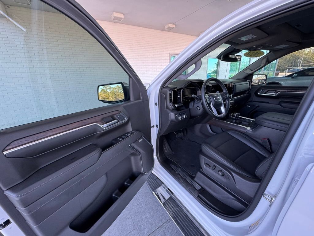Used 2024 GMC Sierra 1500 SLT w/ SLT Premium Plus Package image 12