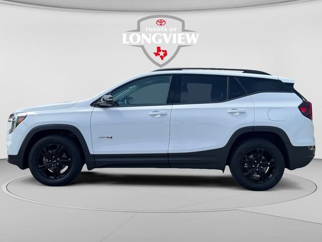 Used 2023 GMC Terrain AT4 AWD/4WD image 2