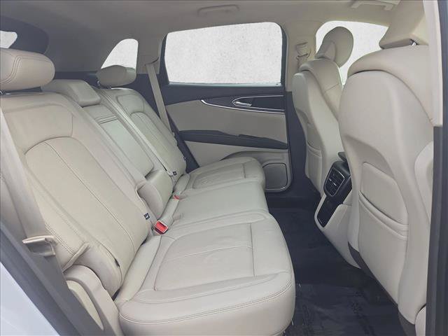 Used 2018 Lincoln MKX Reserve w/ Driver Assistance Package FWD image 27