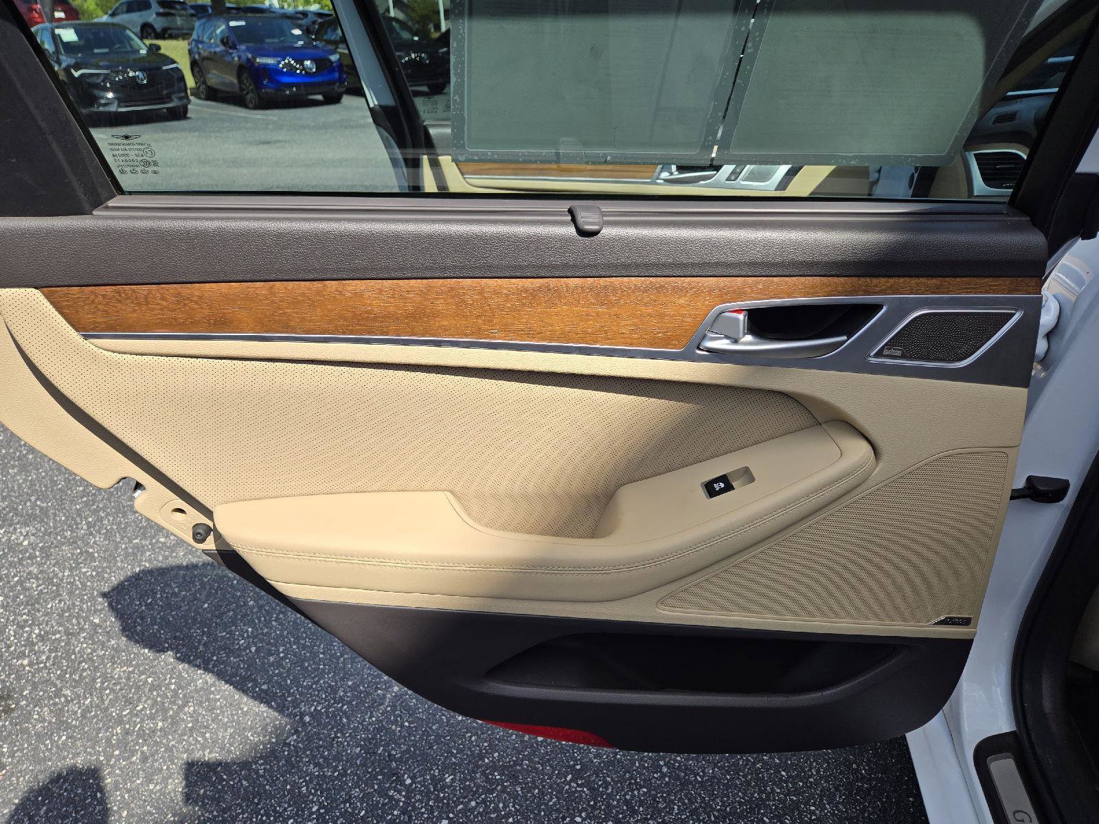 Used 2018 Genesis G80 3.8 w/ Option Group 03 RWD image 17
