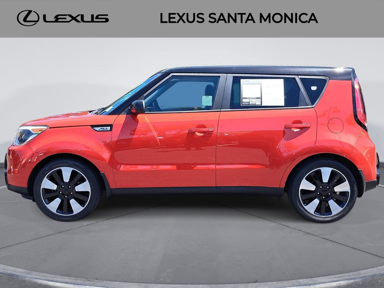 Used 2016 Kia Soul + w/ Designer's Package FWD image 8