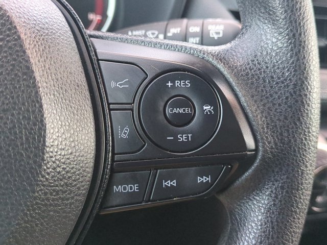 Used 2025 Toyota RAV4 XLE AWD/4WD image 25