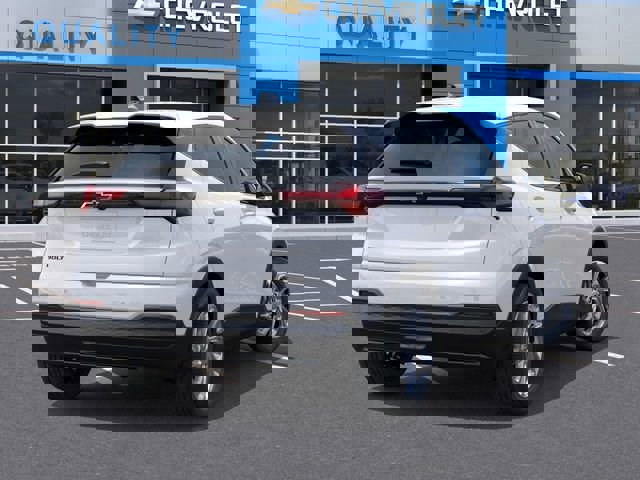 New 2027 Chevrolet Bolt LT image 4