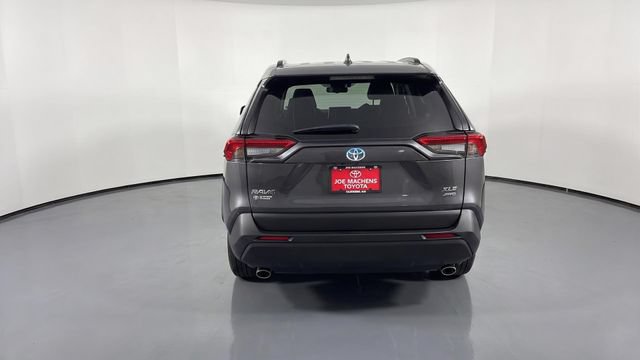 Used 2024 Toyota RAV4 XLE AWD/4WD image 4