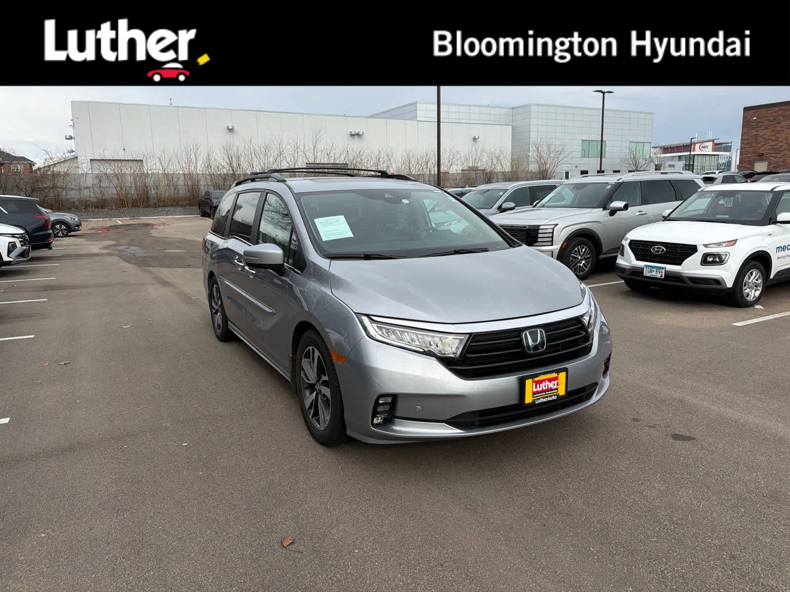 Used 2023 Honda Odyssey Touring image 1