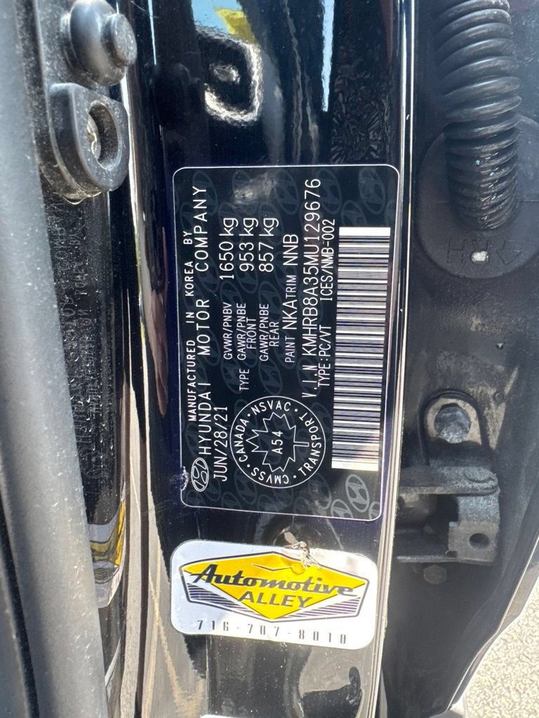 Used 2021 Hyundai Venue SE FWD image 23