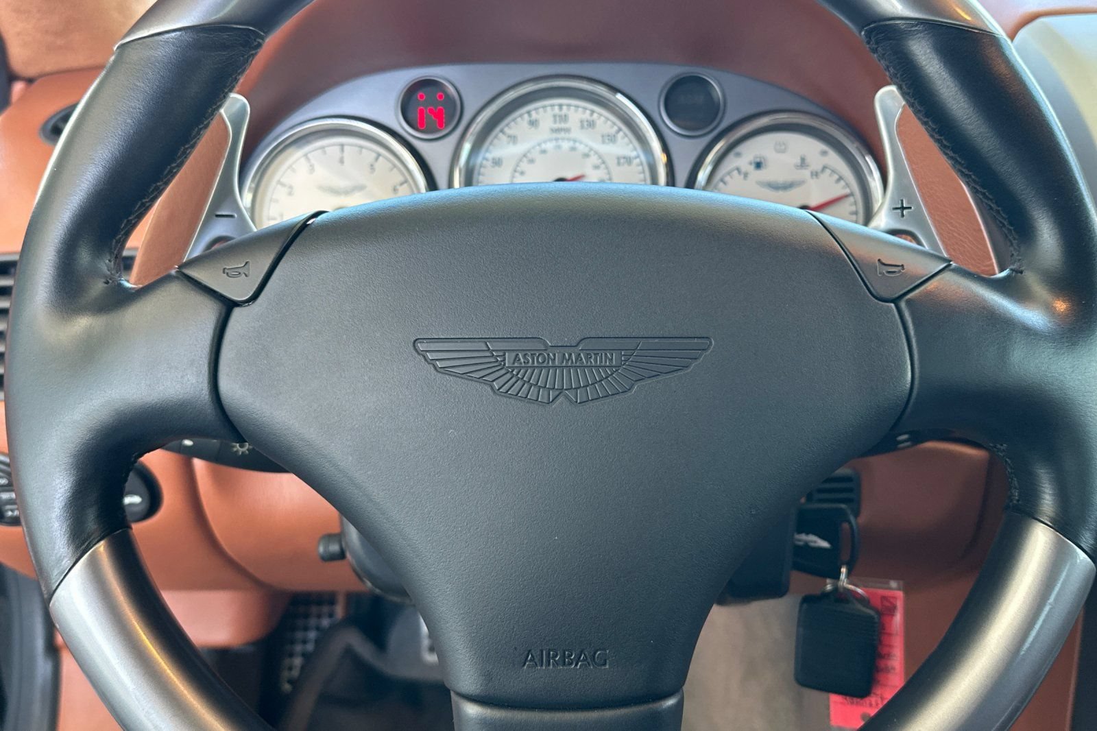 Used 2004 Aston Martin Vanquish RWD image 23