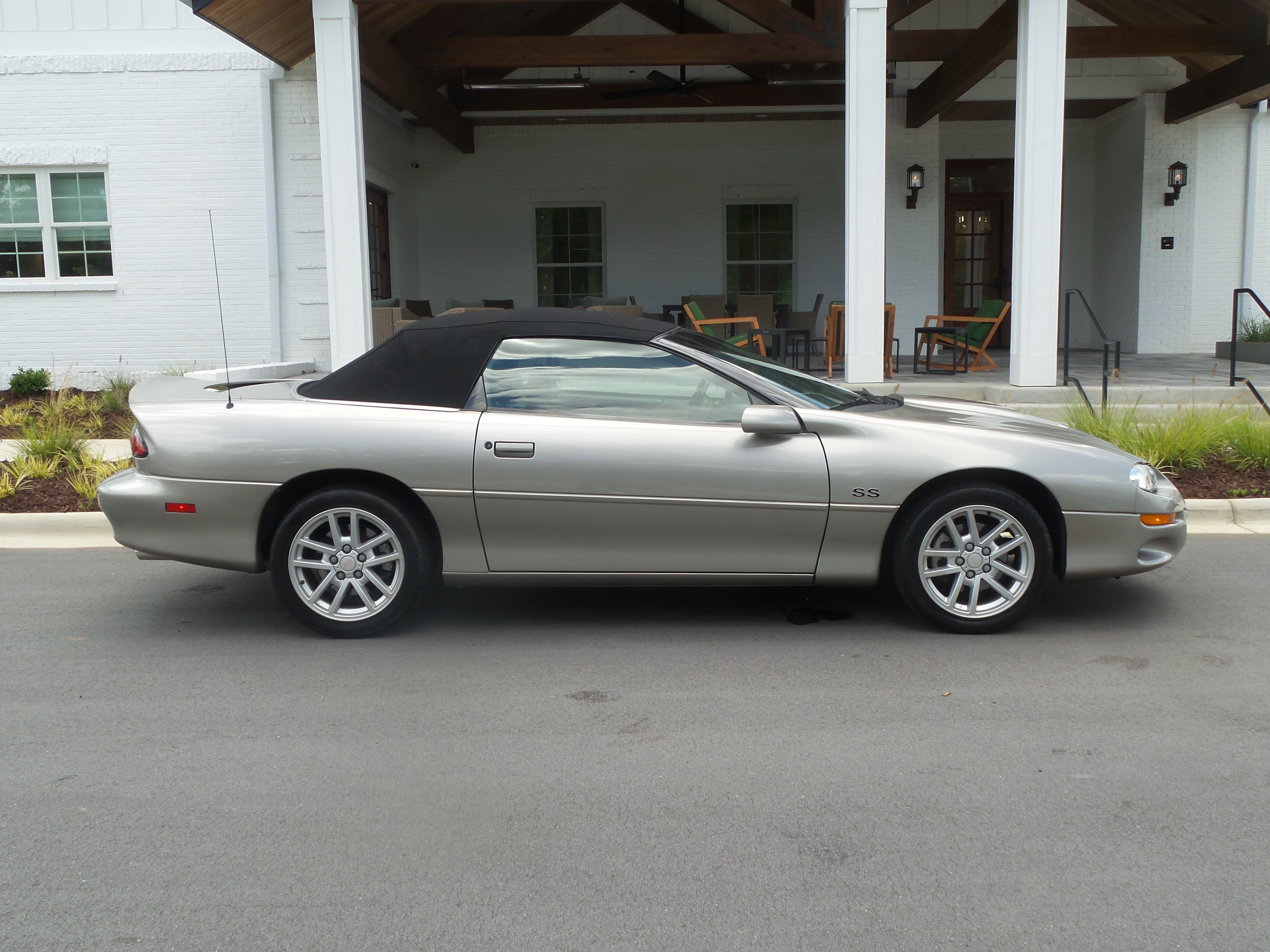 Used 2001 Chevrolet Camaro Z28 w/ SS Performance/Appearance Pkg image 27