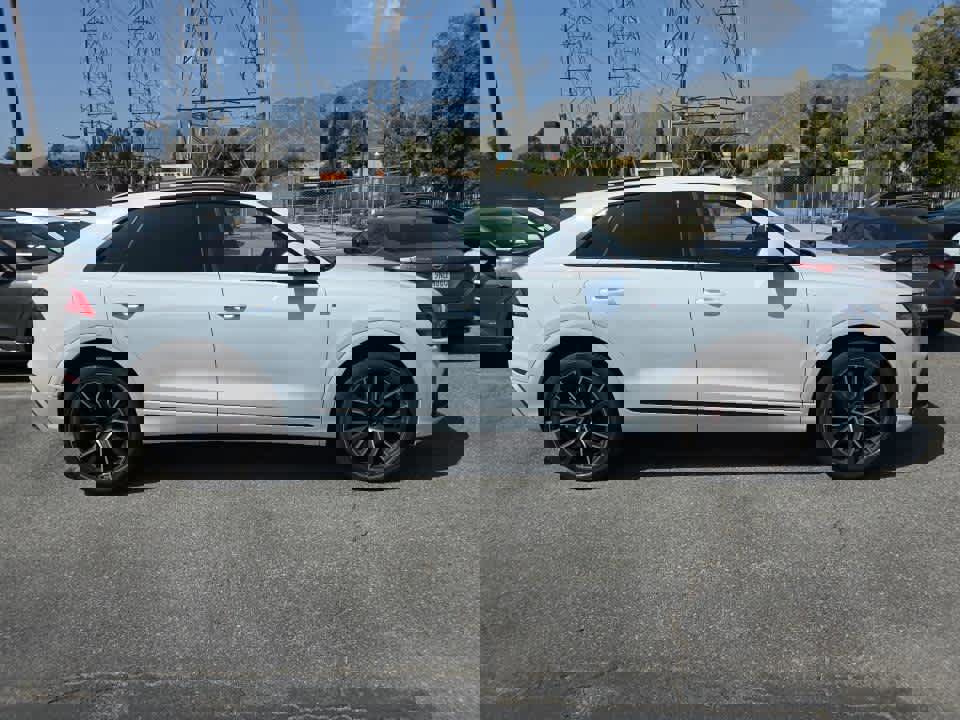 Used 2023 Audi Q8 Premium Plus w/ Premium Plus Package AWD/4WD image 7