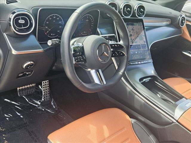 Certified 2025 Mercedes-Benz GLC 350e 4MATIC image 10