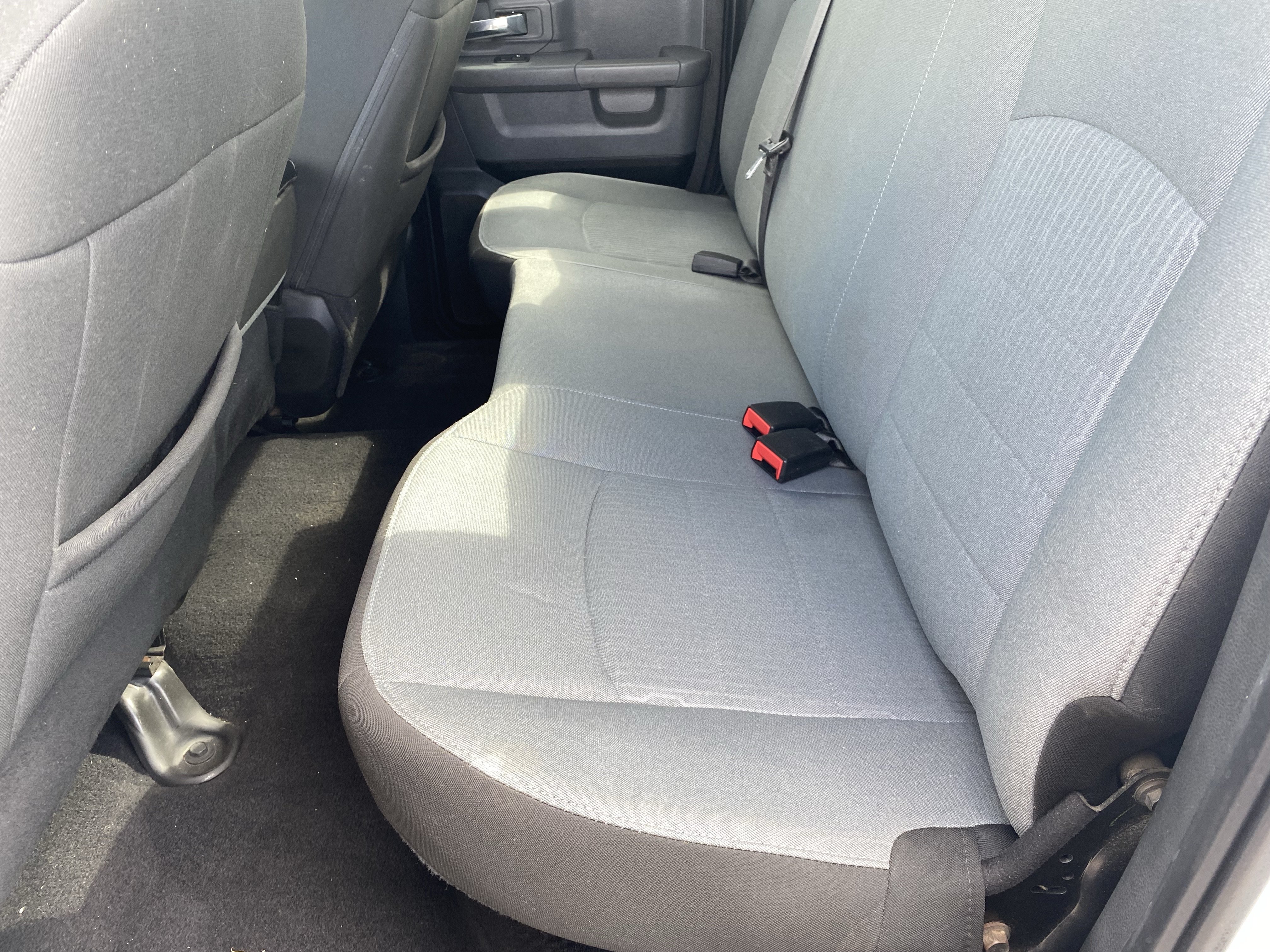 Used 2022 RAM 1500 Classic SLT RWD image 14
