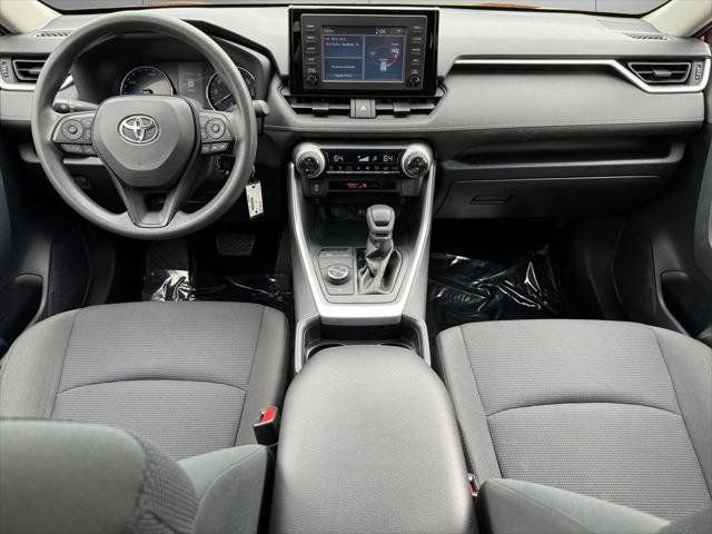 Certified 2019 Toyota RAV4 LE w/ Carpet Mat Package AWD/4WD image 42