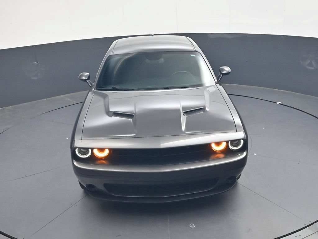 Used 2023 Dodge Challenger SXT RWD image 37