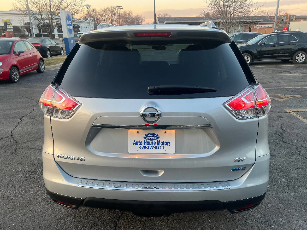 Used 2014 Nissan Rogue SV w/ SV Premium Package image 14