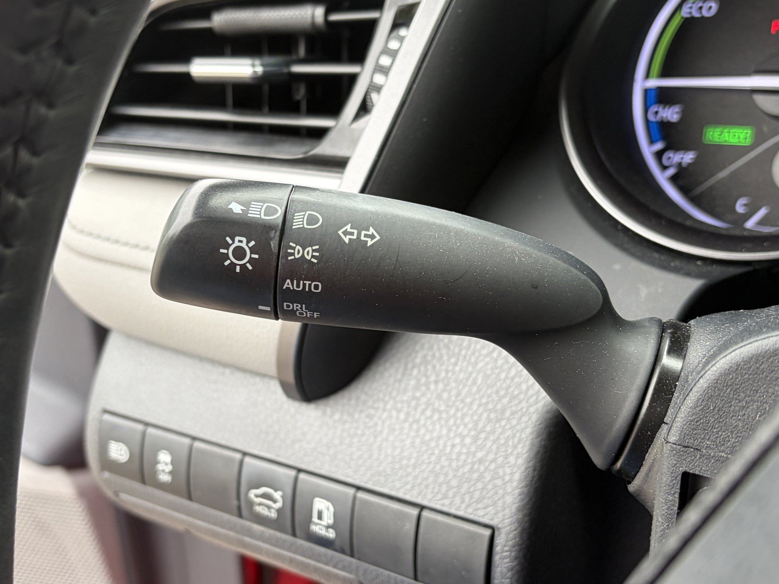 Used 2023 Toyota Camry SE FWD image 24
