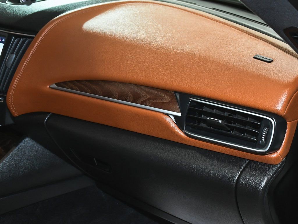 Used 2021 Maserati Levante image 56