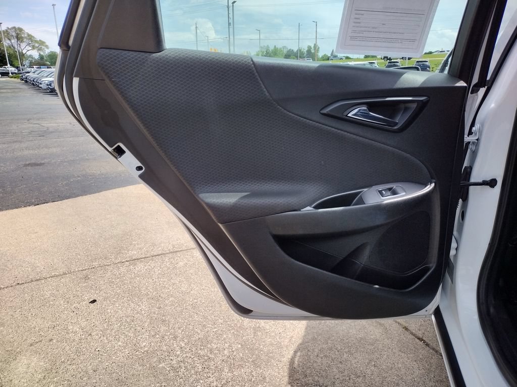 Used 2023 Chevrolet Malibu LT FWD image 18