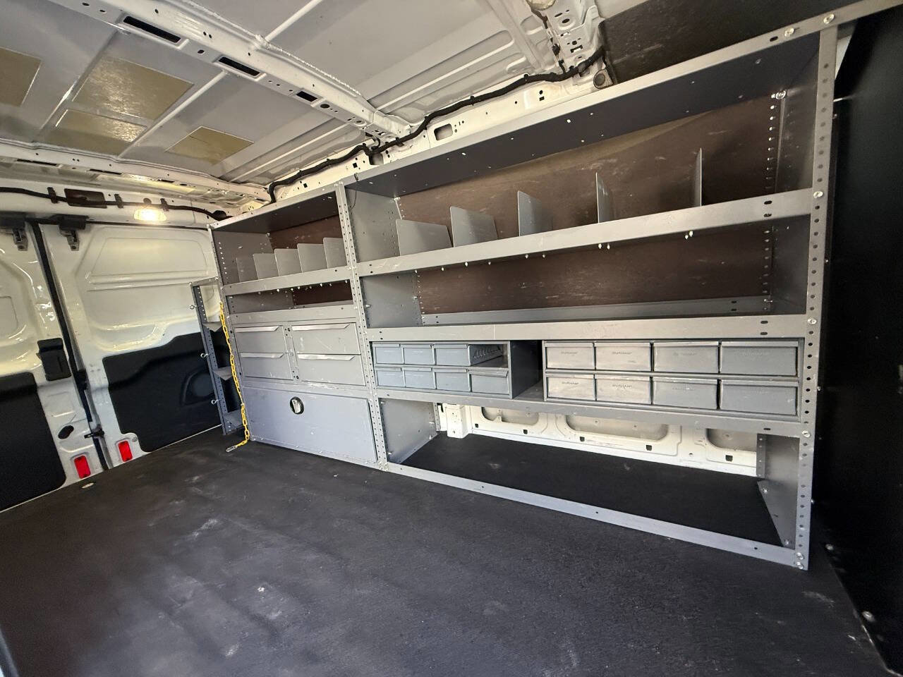 Used 2018 Ford Transit 250 130 Low Roof image 9