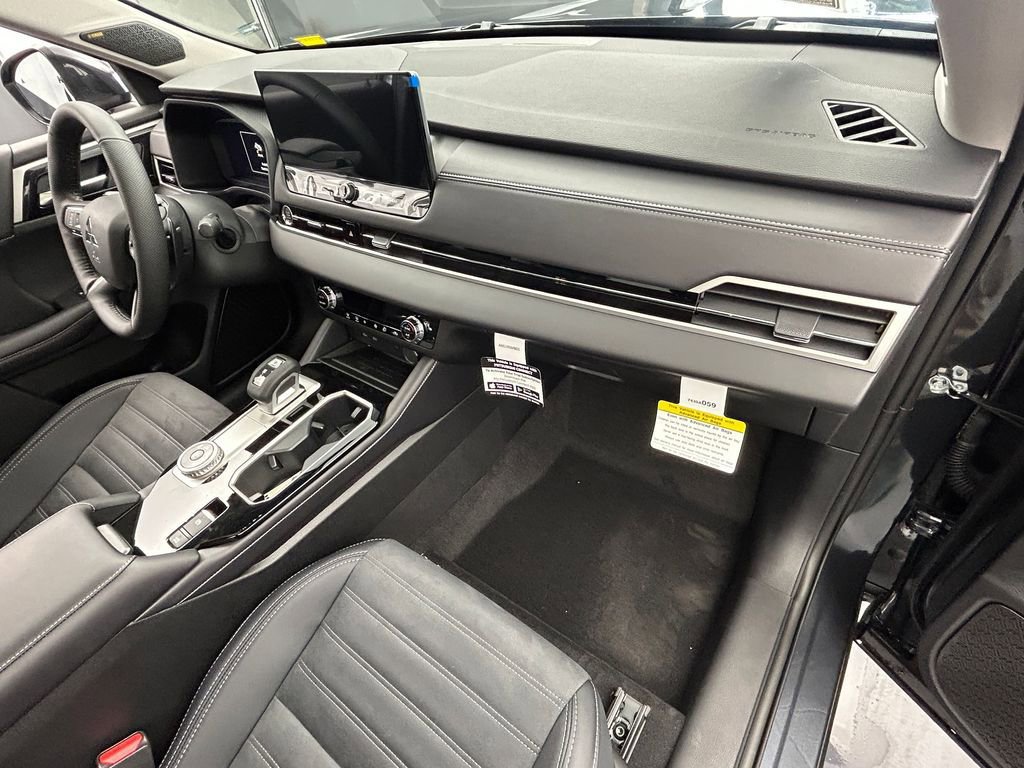 New 2026 Mitsubishi Outlander SE FWD image 44