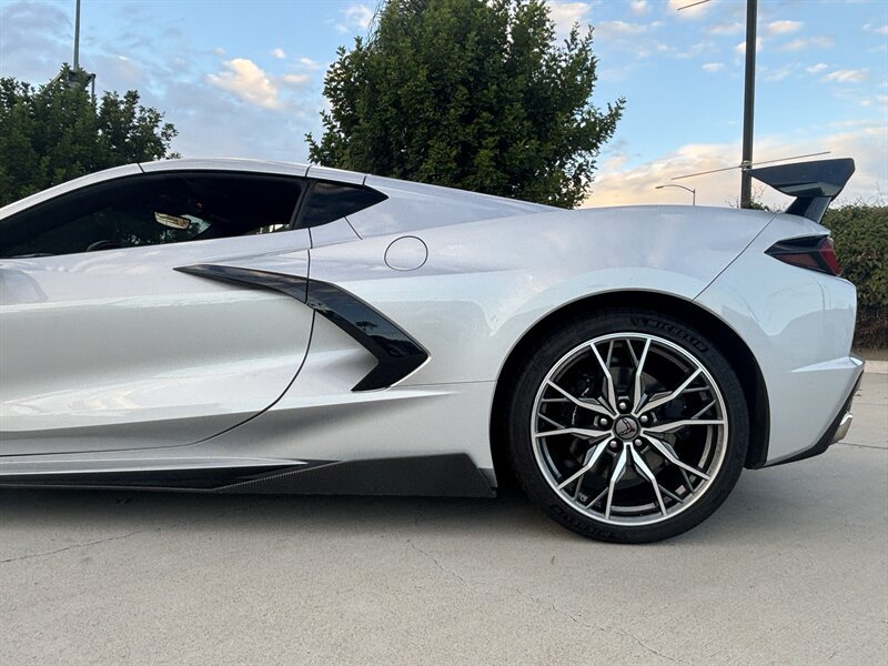 Used 2026 Chevrolet Corvette Stingray Coupe w/ 1LT RWD image 4