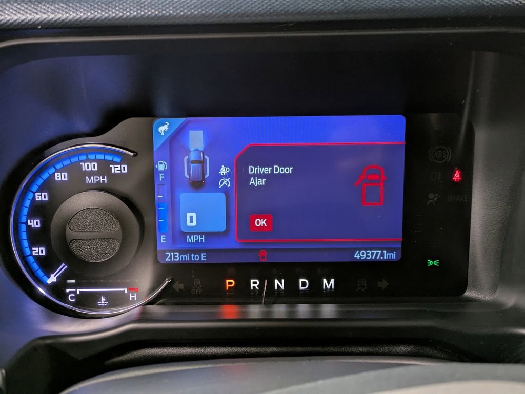 Used 2021 Ford Bronco Outer Banks w/ Sasquatch Package image 17