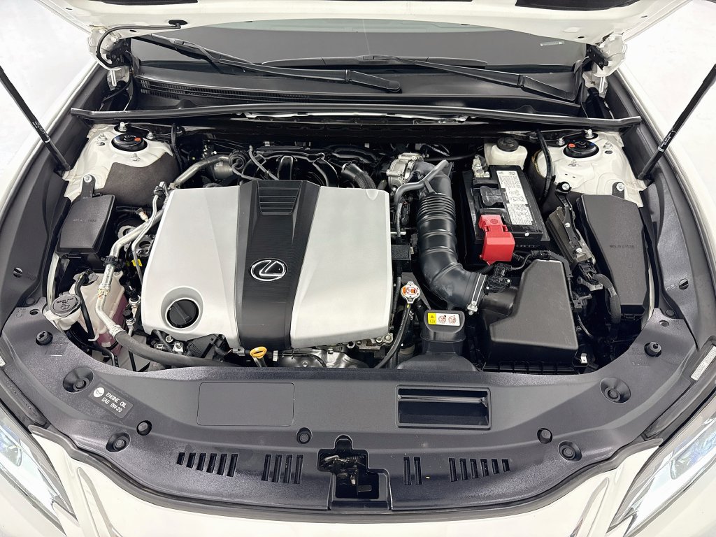 Used 2025 Lexus ES 350 w/ Accessory Package (Z2) FWD image 29