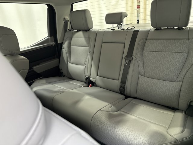Used 2024 Toyota Tundra Limited AWD/4WD image 13