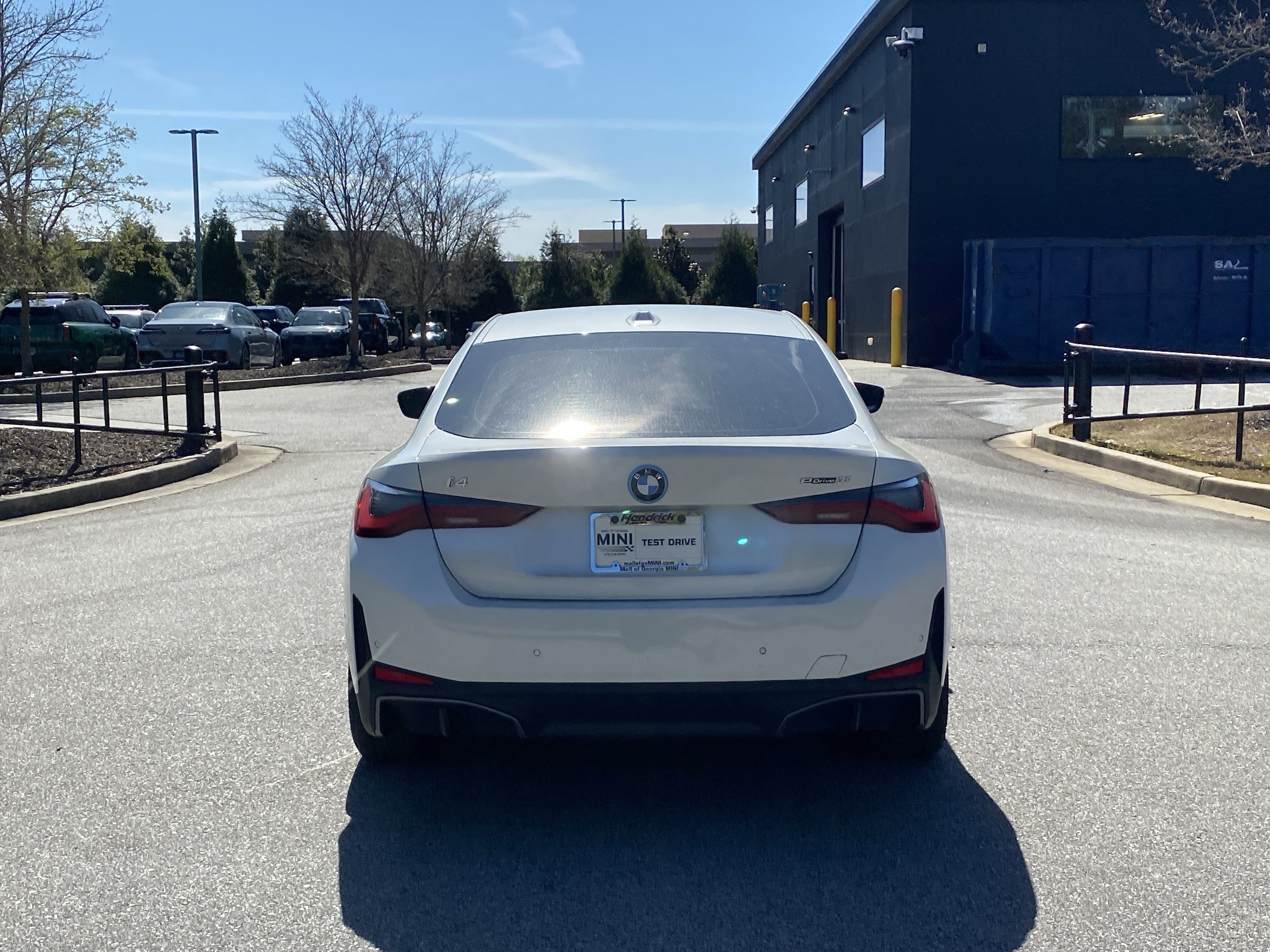 Used 2023 BMW i4 eDrive35 image 16