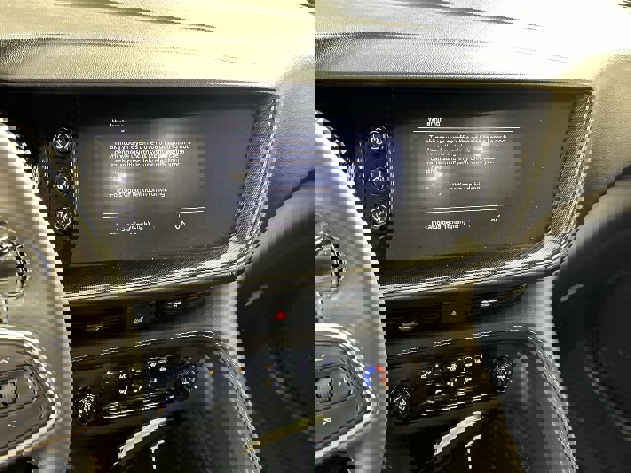 Used 2022 Buick Envision Preferred w/ Safety Package image 17