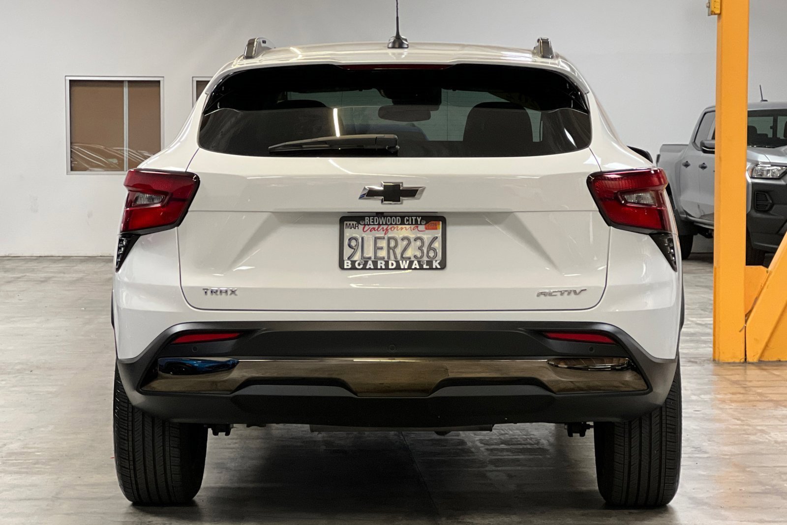 Used 2024 Chevrolet Trax ACTIV w/ Sunroof Package image 5