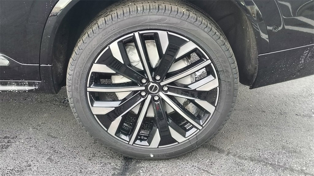 New 2026 Volvo XC90 B5 Plus image 30