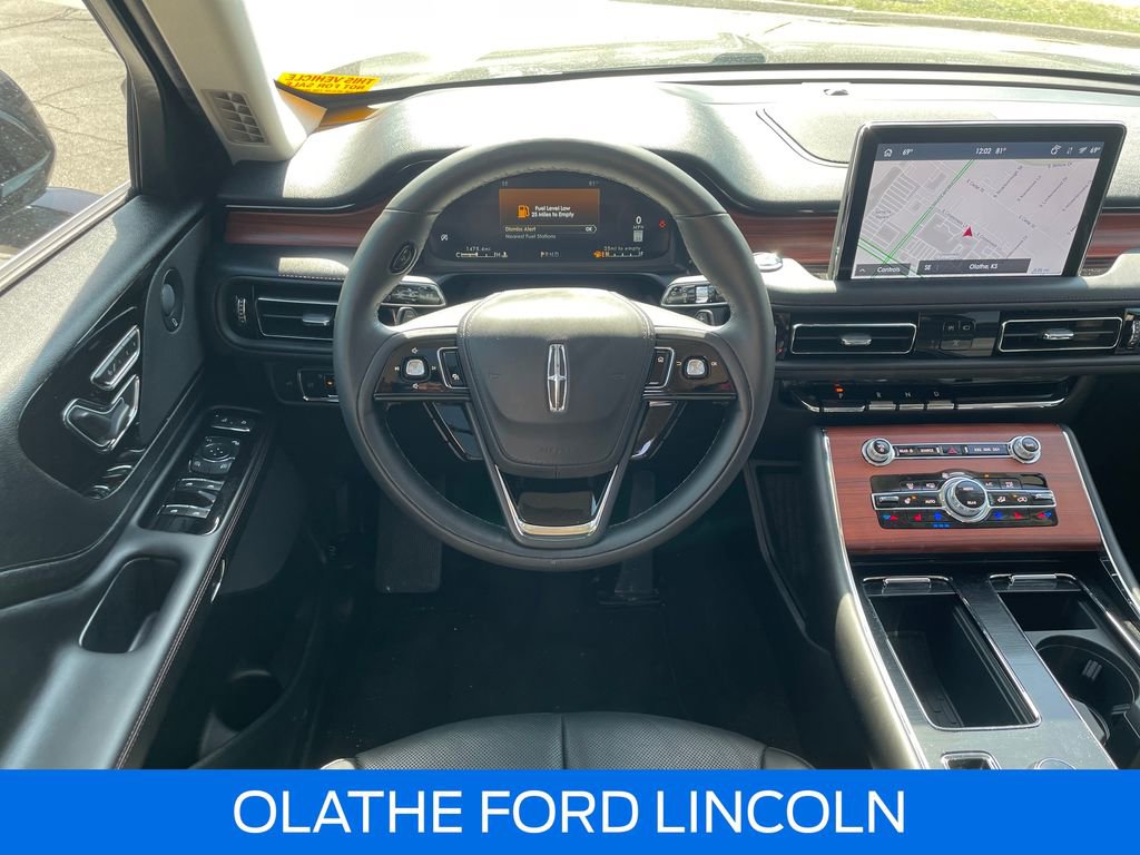 Used 2024 Lincoln Aviator Reserve w/ Equipment Group 201A image 25