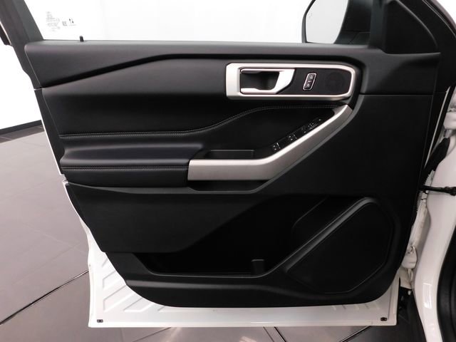 Used 2022 Ford Explorer XLT image 20