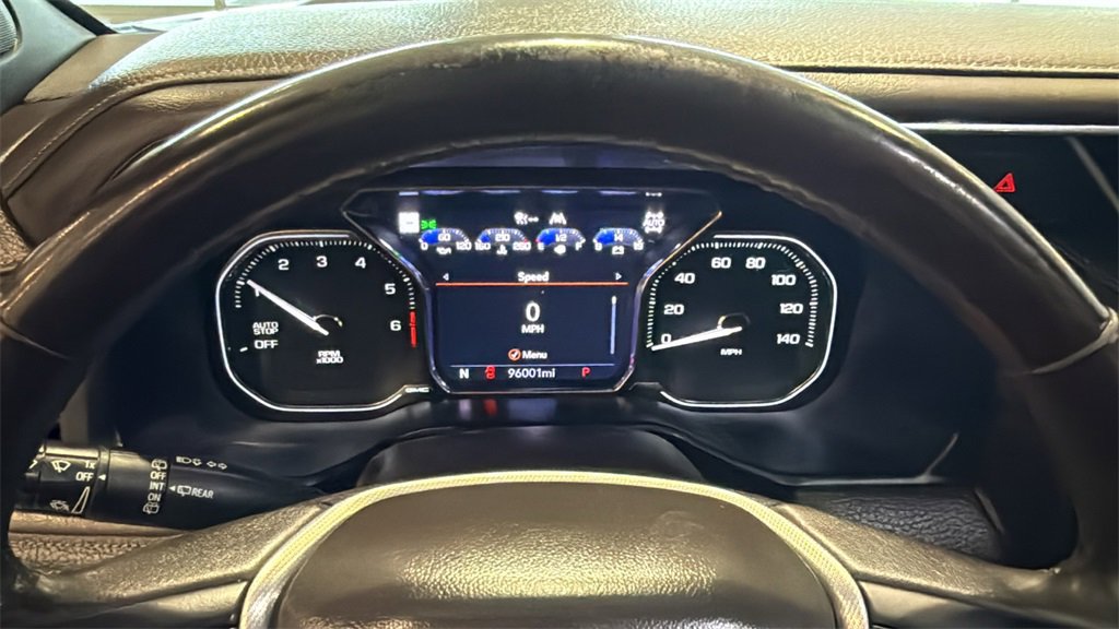 Used 2021 GMC Yukon Denali w/ Denali Premium Package image 30