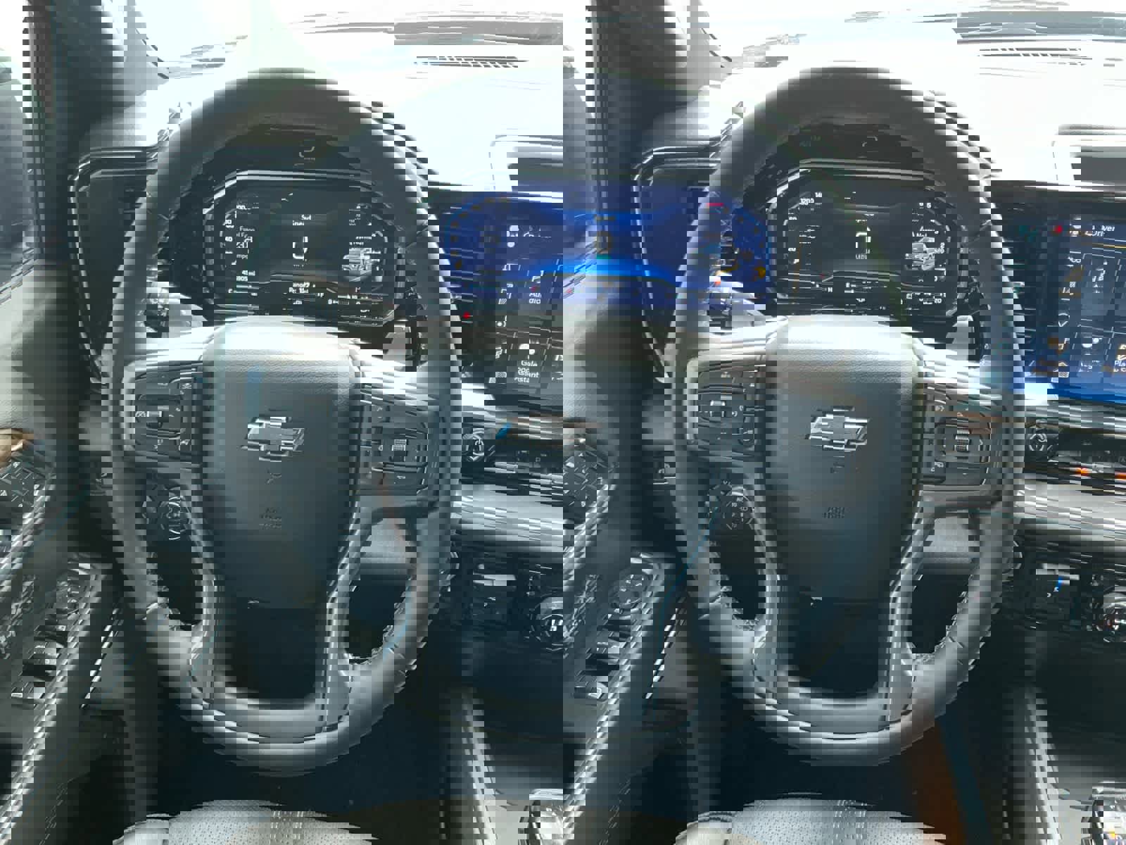 Used 2024 Chevrolet Silverado 1500 High Country w/ Midnight Edition image 12