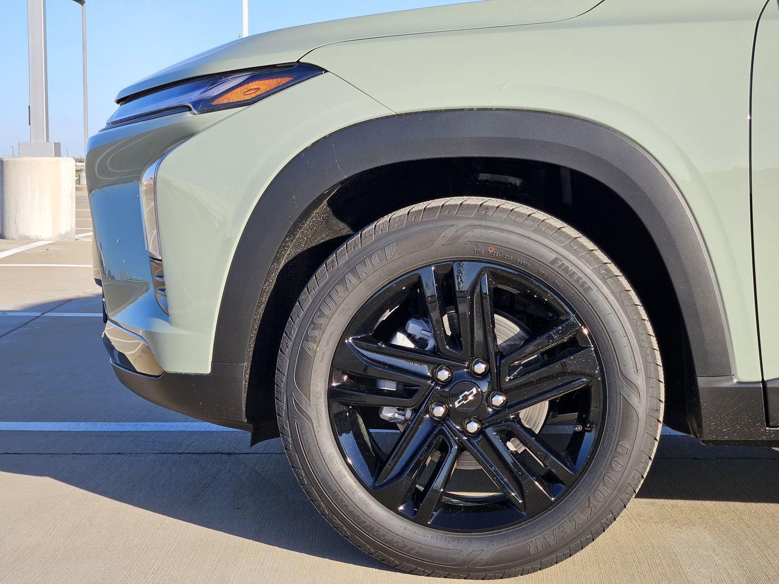 New 2026 Chevrolet Trax ACTIV w/ Sunroof Package image 12