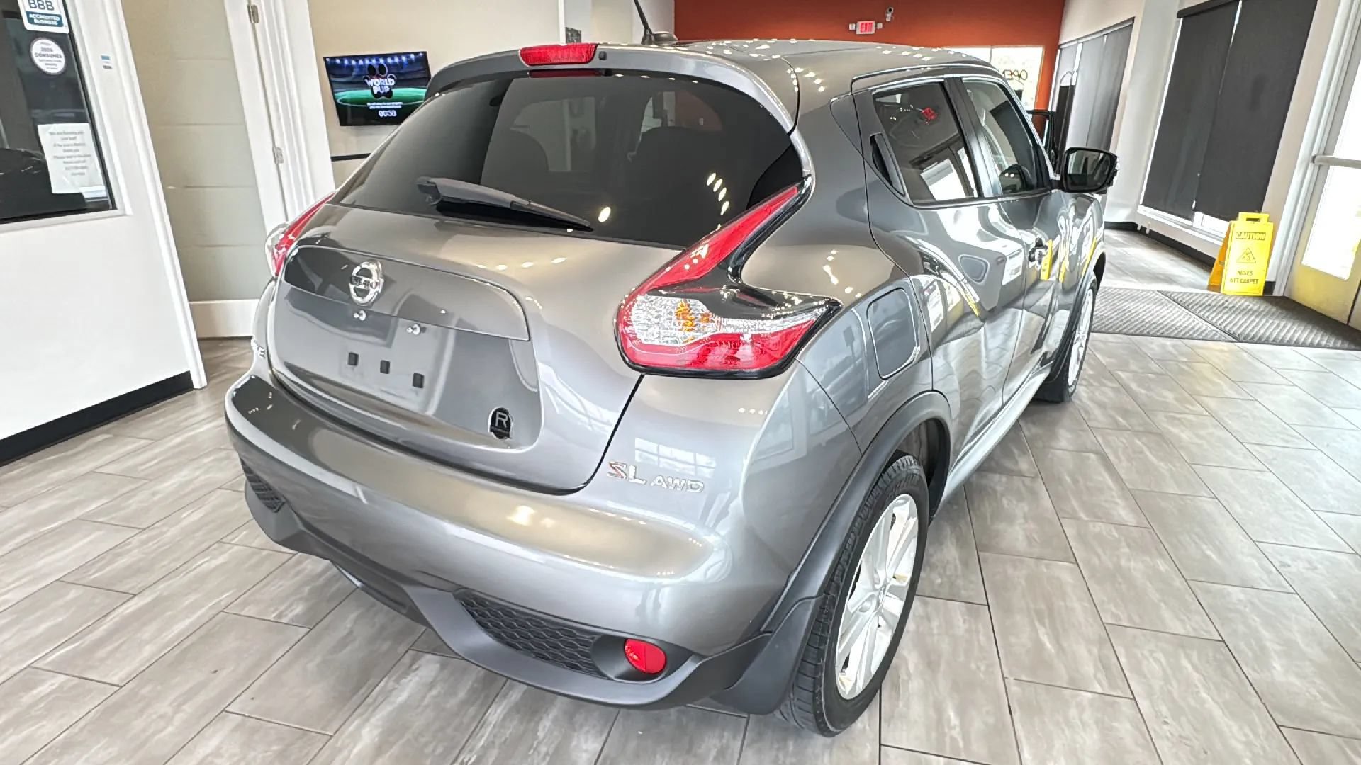 Used 2016 Nissan Juke SL AWD/4WD image 14